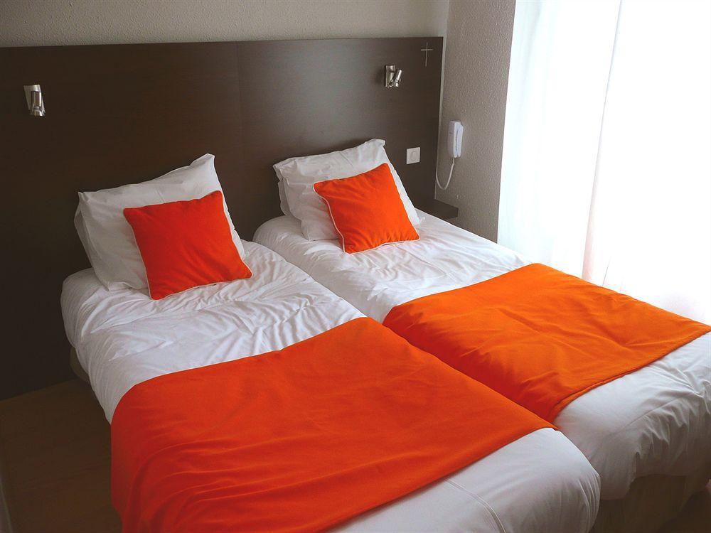 Atrium Hotel Lourdes